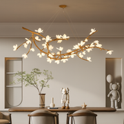 Lysekrone med trægrene