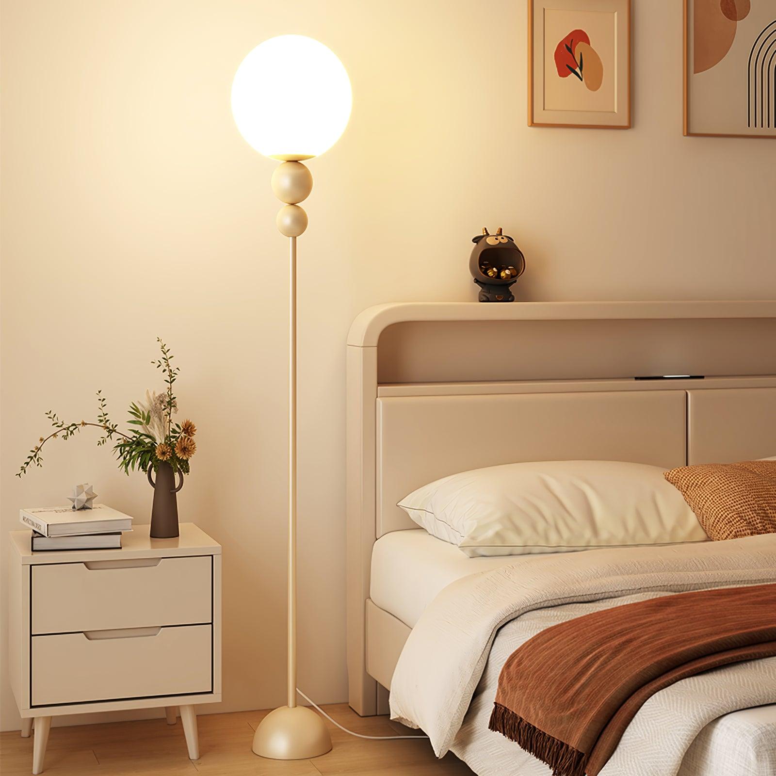 Urda Floor Lamp
