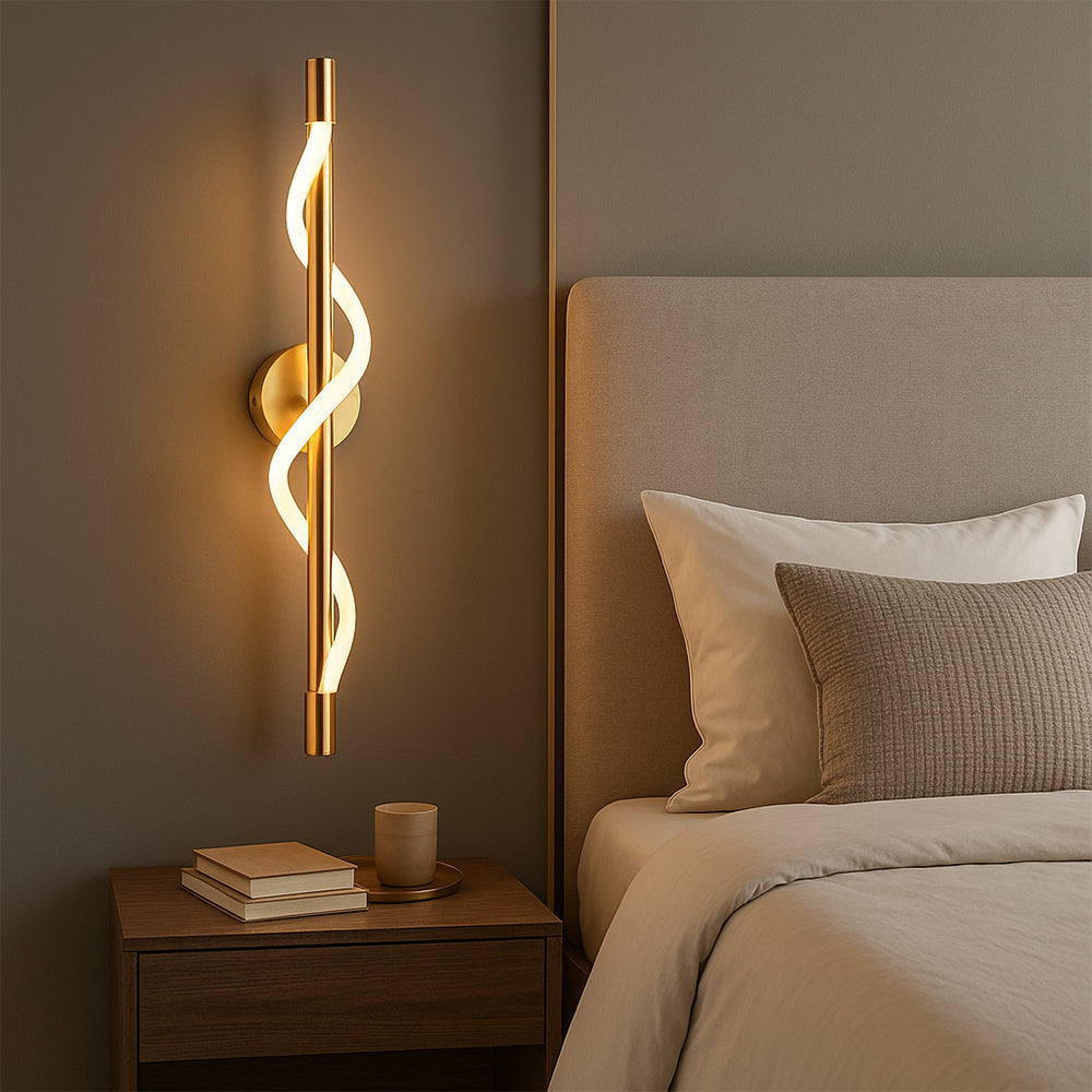 Linear Curve Wall Lamp