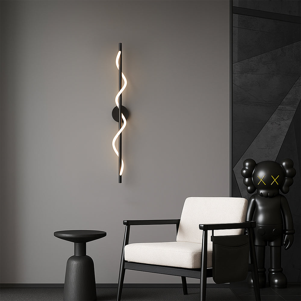 Linear Curve Wall Lamp