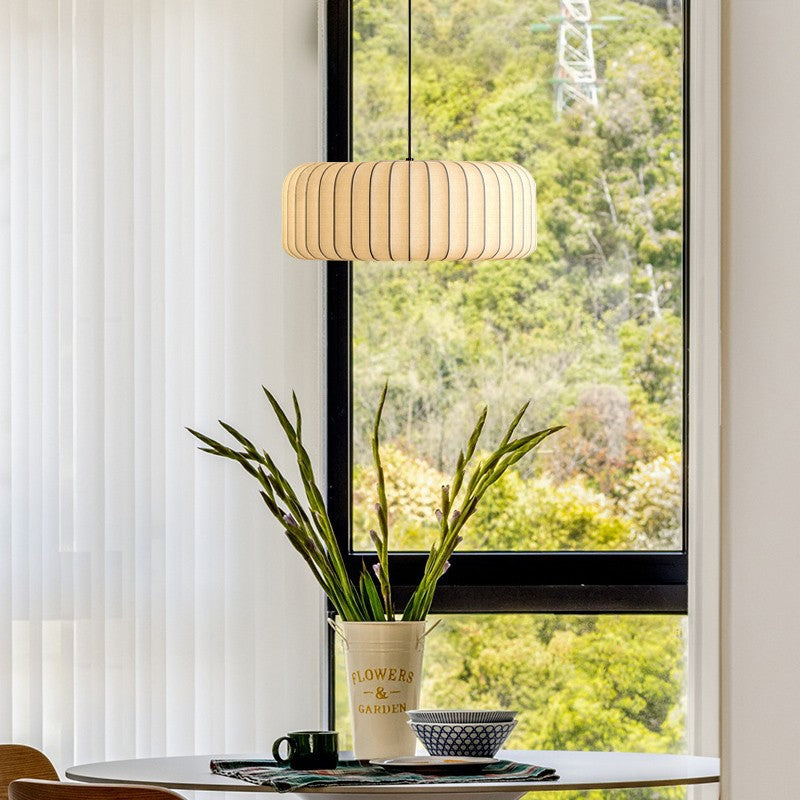 Lámpara colgante de seda Rendara
