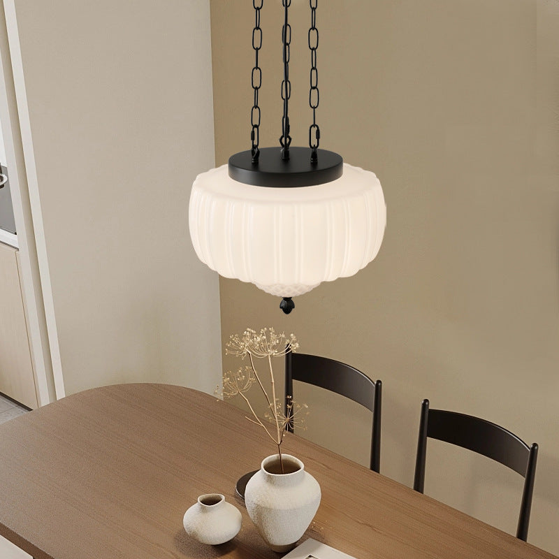 Lámpara colgante vintage de color blanco lechoso