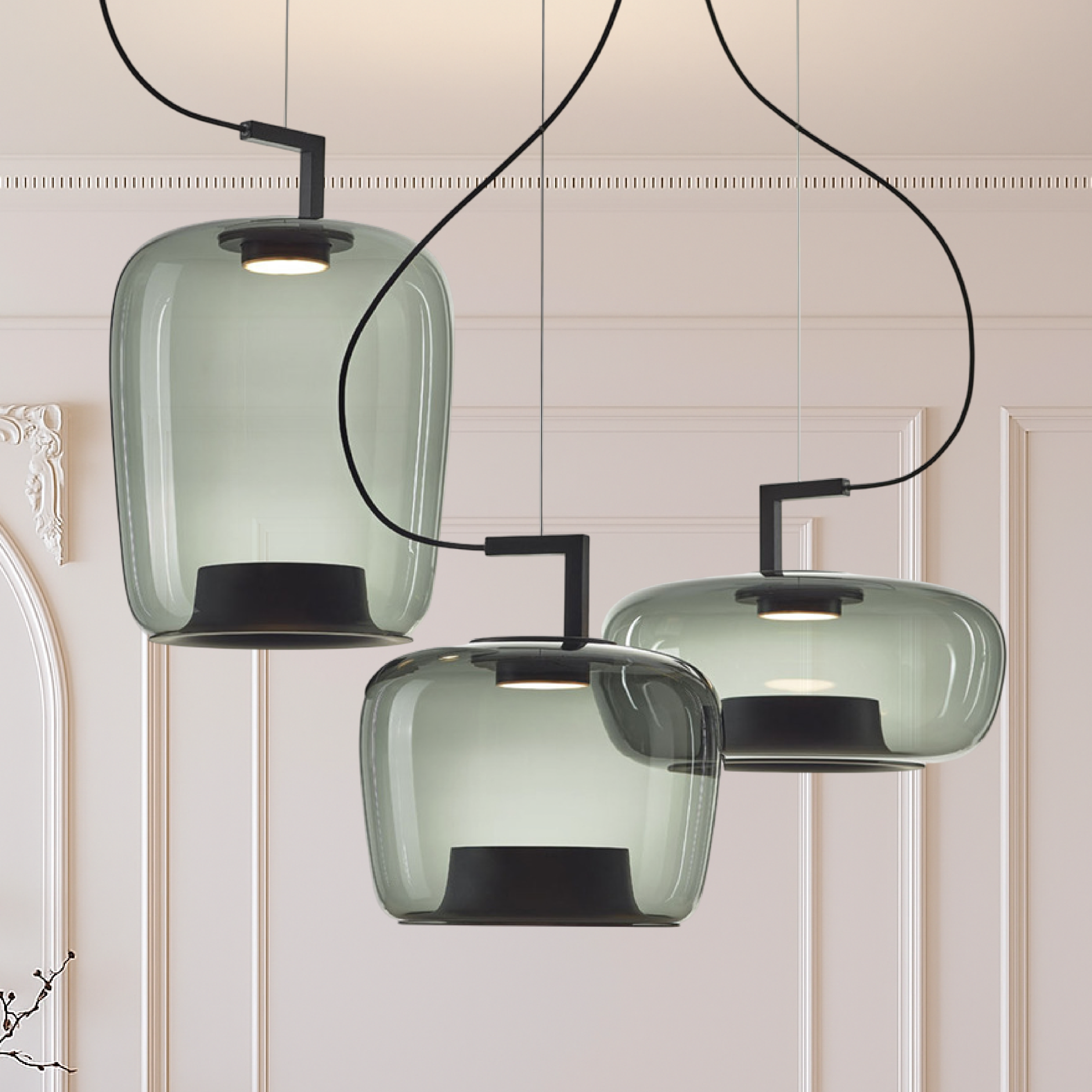 Jaura's Glass Pendant Light